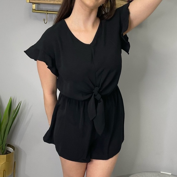 Black Ruffle Sleeve Romper -  1X & 3X - Picture 3 of 3